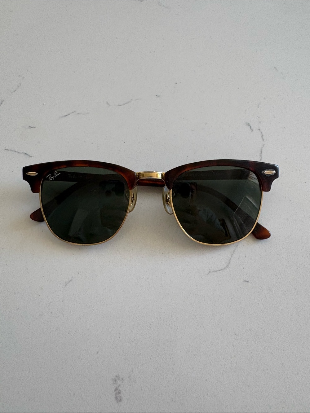 Ray-Ban Clubmaster Sunglasses in Tortoise and Gold with Dark Lenses